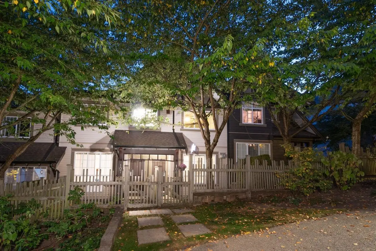 108 2200 PANORAMA DRIVE, Port Moody BC V3H 5M2