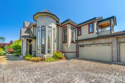 5828 GIBBONS DRIVE, Richmond BC V7C 2C7