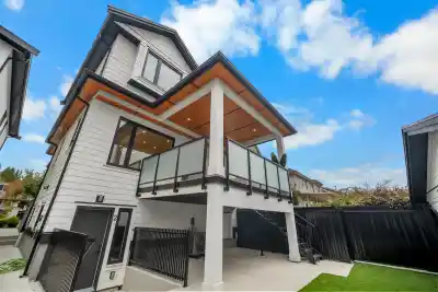 1554 W 66TH AVENUE, Vancouver BC V6P 2R9