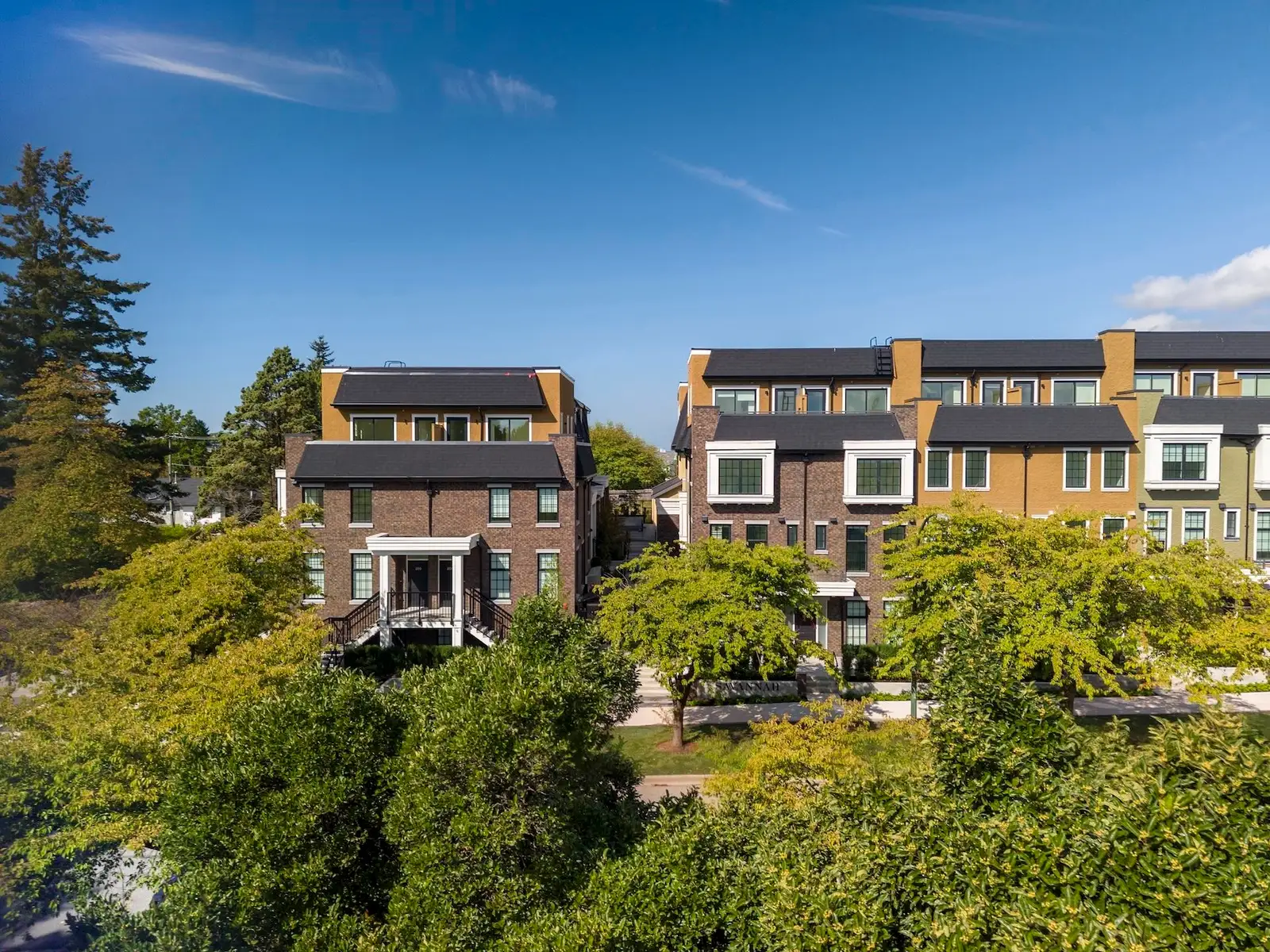 109 7793 YUKON STREET, Vancouver BC V5X 2Y4