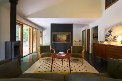 4759 MOUNTAIN HIGHWAY, North Vancouver BC V7K 2K7
