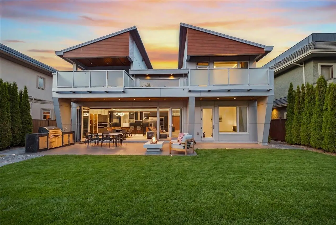 3768 RIVER ROAD, Richmond BC V7C 5M5