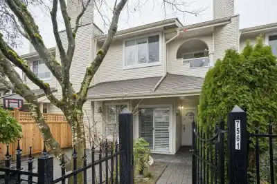 7561 MANITOBA STREET, Vancouver BC V5X 4S9