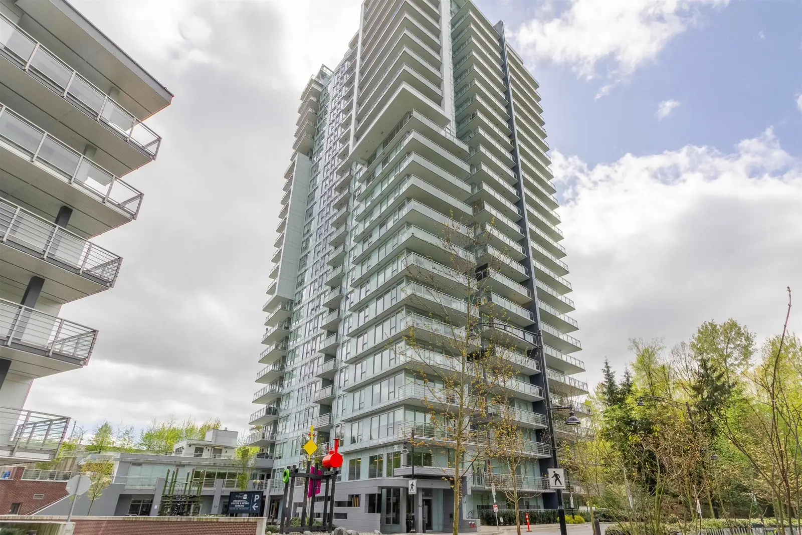 902 308 MORRISSEY ROAD, Port Moody BC V3H 0M2