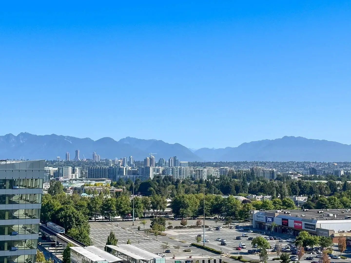 1802 5811 NO. 3 ROAD, Richmond BC V6X 4L7