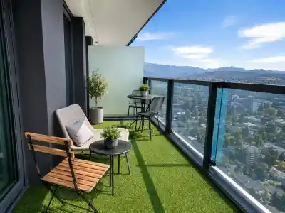2704 5058 JOYCE STREET, Vancouver BC V5R 0J9