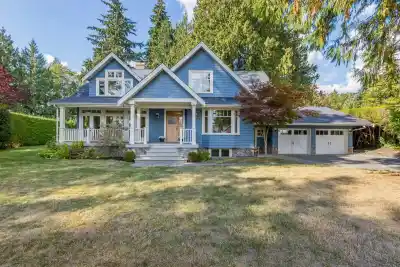 3815 SUNNYCREST DRIVE, North Vancouver BC V7R 3C5