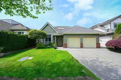 6113 PEARKES DRIVE, Richmond BC V7C 5R3