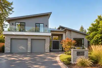 8431 FAIRWAY ROAD, Richmond BC V7C 1Y5