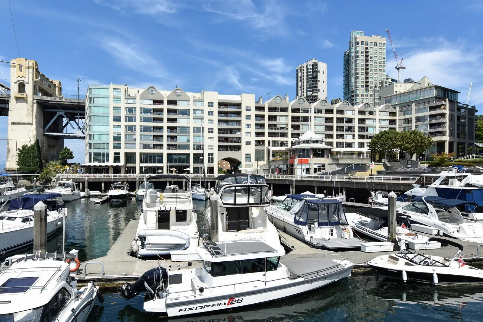 503 1008 BEACH AVENUE, Vancouver BC V6E 1T7
