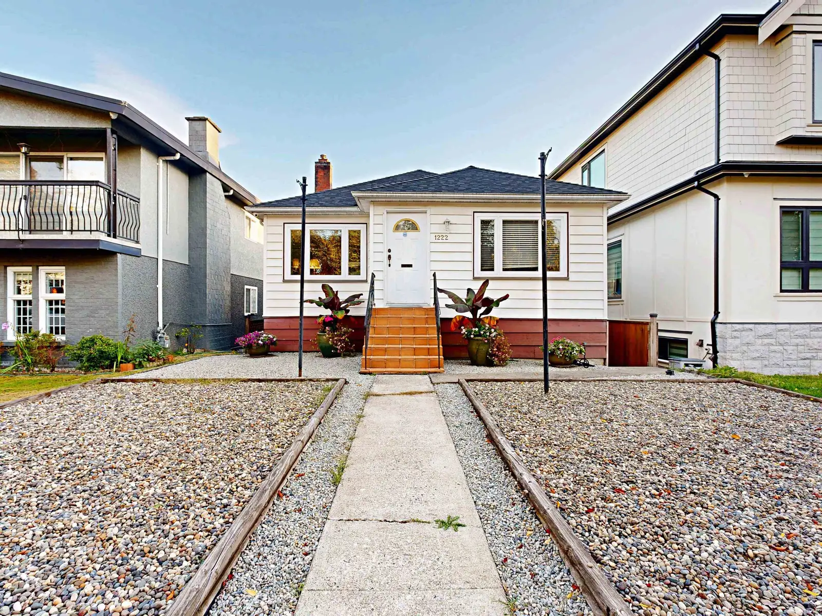 1222 E 51ST AVENUE, Vancouver BC V5X 1E8
