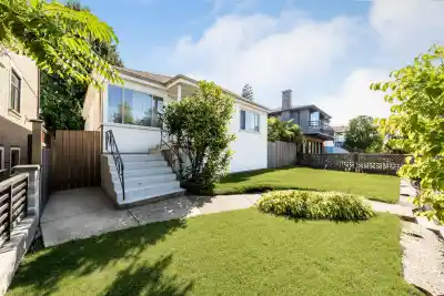 3378 E 26TH AVENUE, Vancouver BC V5R 1L9