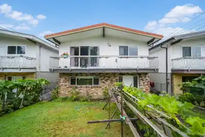 4657 SLOCAN STREET, Vancouver BC V5R 1Z8