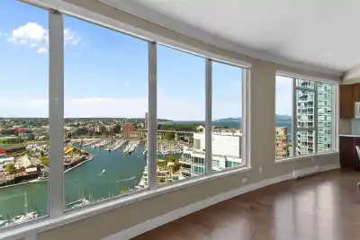 2302 1500 HOWE STREET, Vancouver BC V6Z 2N1