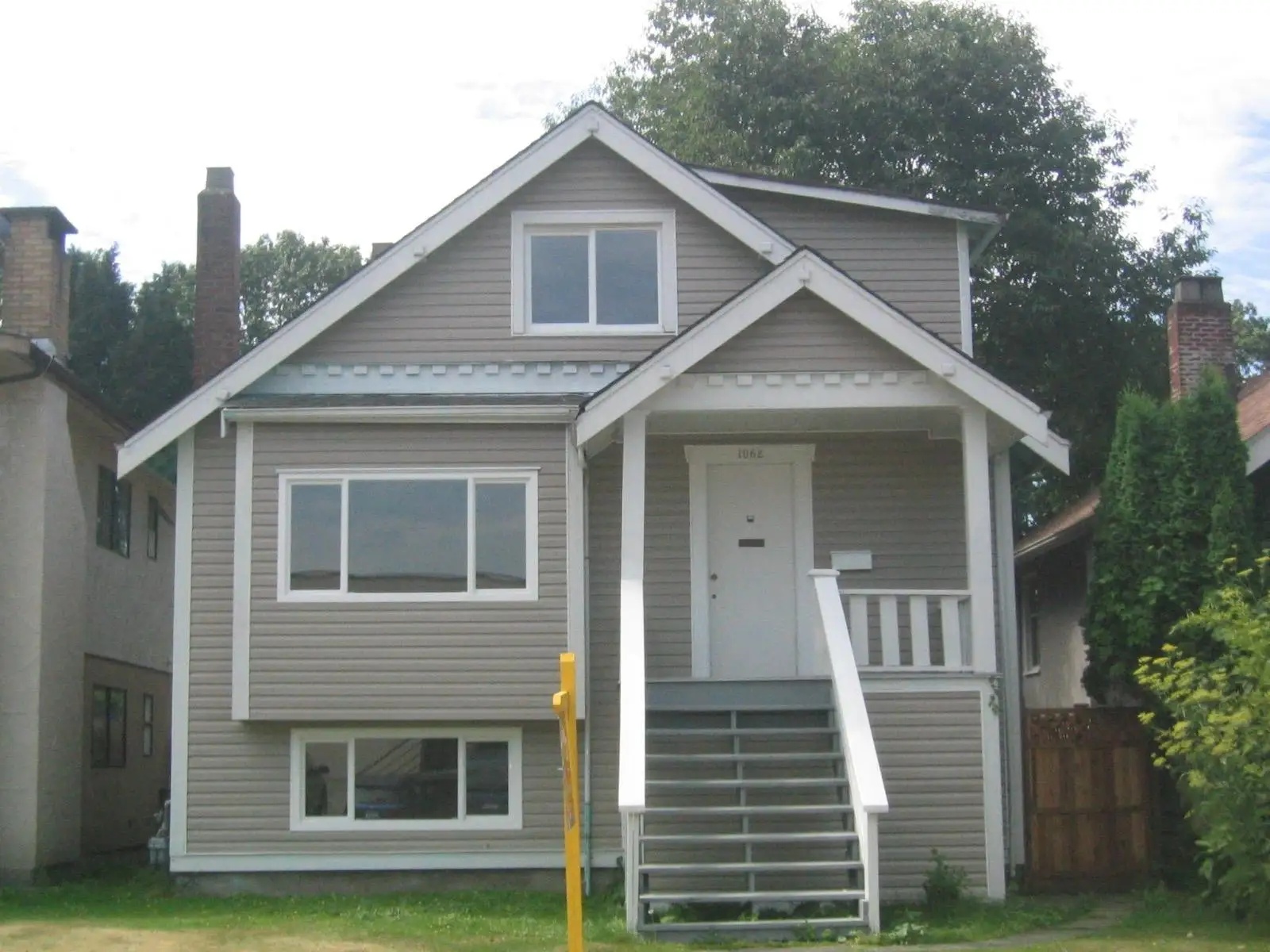 1062 E 20TH AVENUE, Vancouver BC V5V 1N8