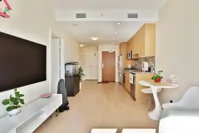 1011 38 W 1ST AVENUE, Vancouver BC V5Y 0K3