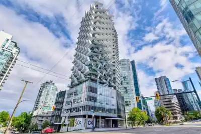 1504 620 CARDERO STREET, Vancouver BC V6G 0C7