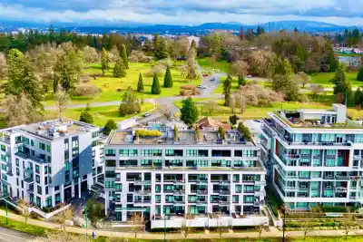 302 4932 CAMBIE STREET, Vancouver BC V5Z 0K1