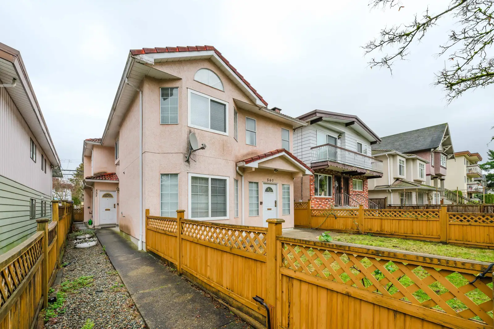 557 E 44TH AVENUE, Vancouver BC V5W 1W4