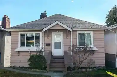 586 E 60TH AVENUE, Vancouver BC V5X 2A3