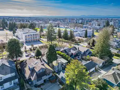 1987 W 37TH AVENUE, Vancouver BC V6M 1N5