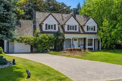 1671 HAVERHILL PLACE, North Vancouver BC V7J 1T5
