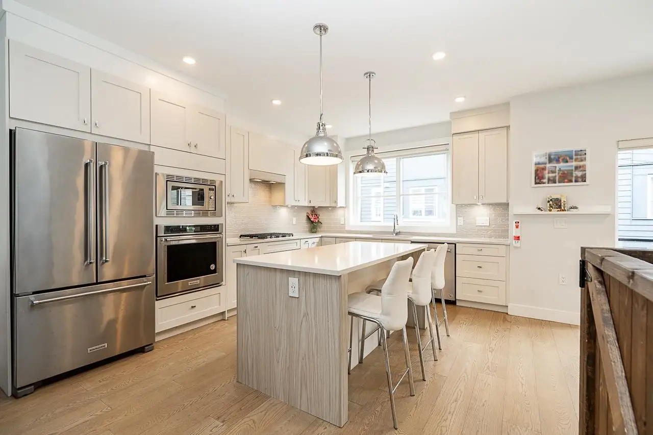 26 5377 8A AVENUE, Delta BC V4M 0E2