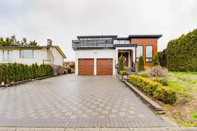 11467 76A AVENUE, Delta BC V4C 1L5
