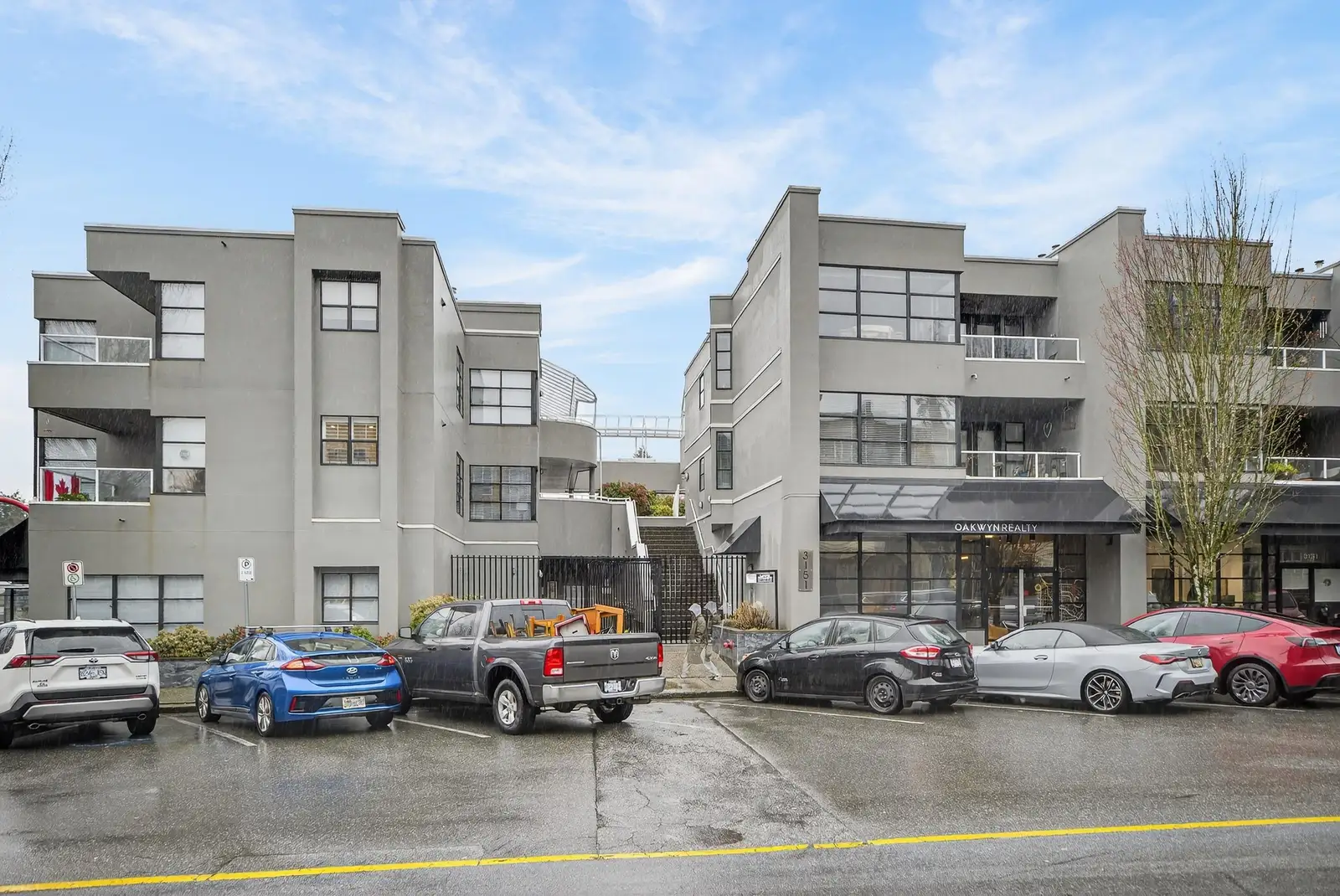 205 3151 WOODBINE DRIVE, North Vancouver BC V7R 2S4