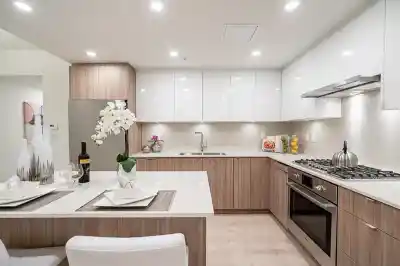 202 8428 PARK ROAD, Richmond BC V6Y 0K1