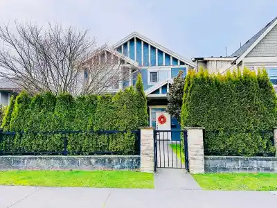6451 BEATRICE STREET, Vancouver BC V5P 3R5