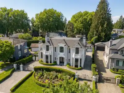 8083 ANGUS DRIVE, Vancouver BC V6P 5K9