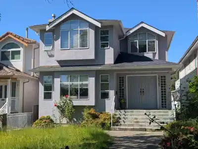 2935 E 17TH AVENUE, Vancouver BC V5M 2N4