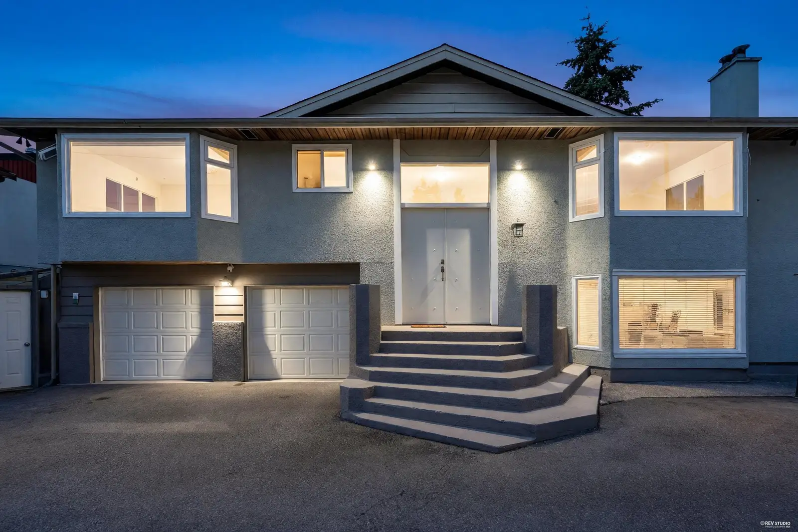23271 WESTMINSTER HIGHWAY, Richmond BC V6V 1C1
