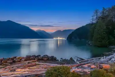 6 BEACH DRIVE, West Vancouver BC V8B 1A2