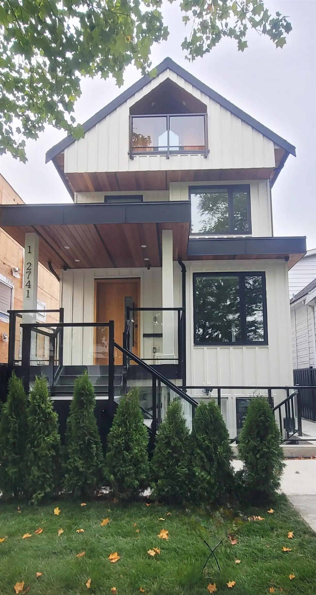 1 2741 GRANT STREET, Vancouver BC V5K 3H1