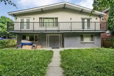 5430 MELBOURNE STREET, Vancouver BC V5R 4L7