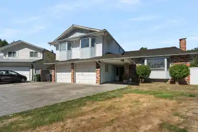 8611 RIDEAU DRIVE, Richmond BC V7A 4M6