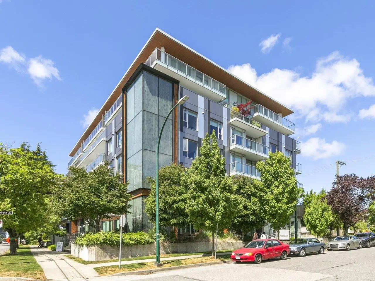 402 5693 ELIZABETH STREET, Vancouver BC V5Y 3K1