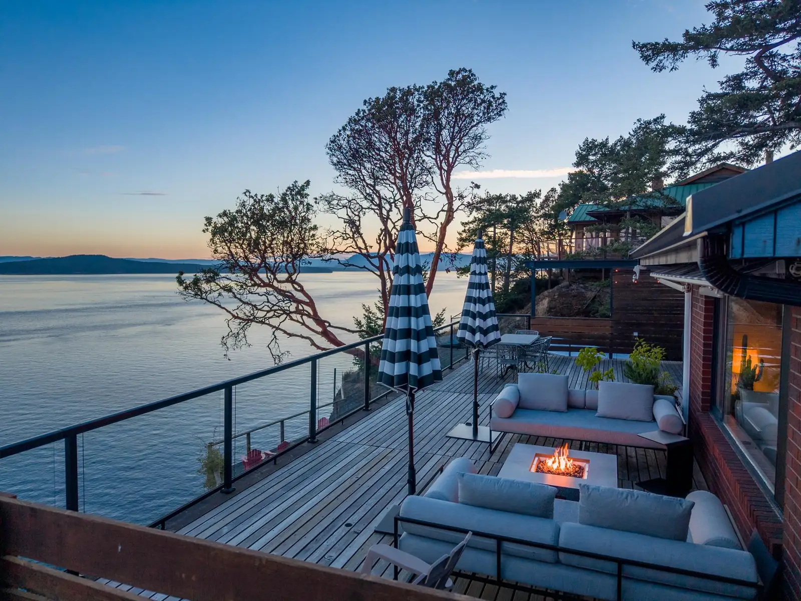 7918 SWANSON VIEW DRIVE, Pender Island BC V0N 2M2