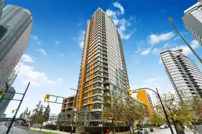 2303 33 SMITHE STREET, Vancouver BC V6B 0B5