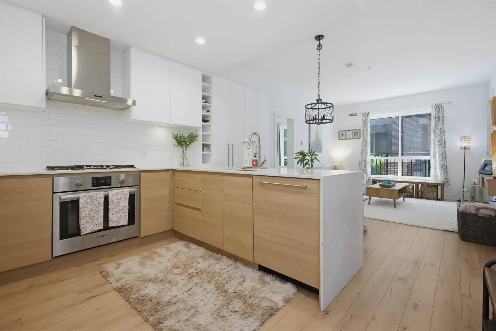 110 55 KLAHANIE DRIVE, Port Moody BC V3H 0M9