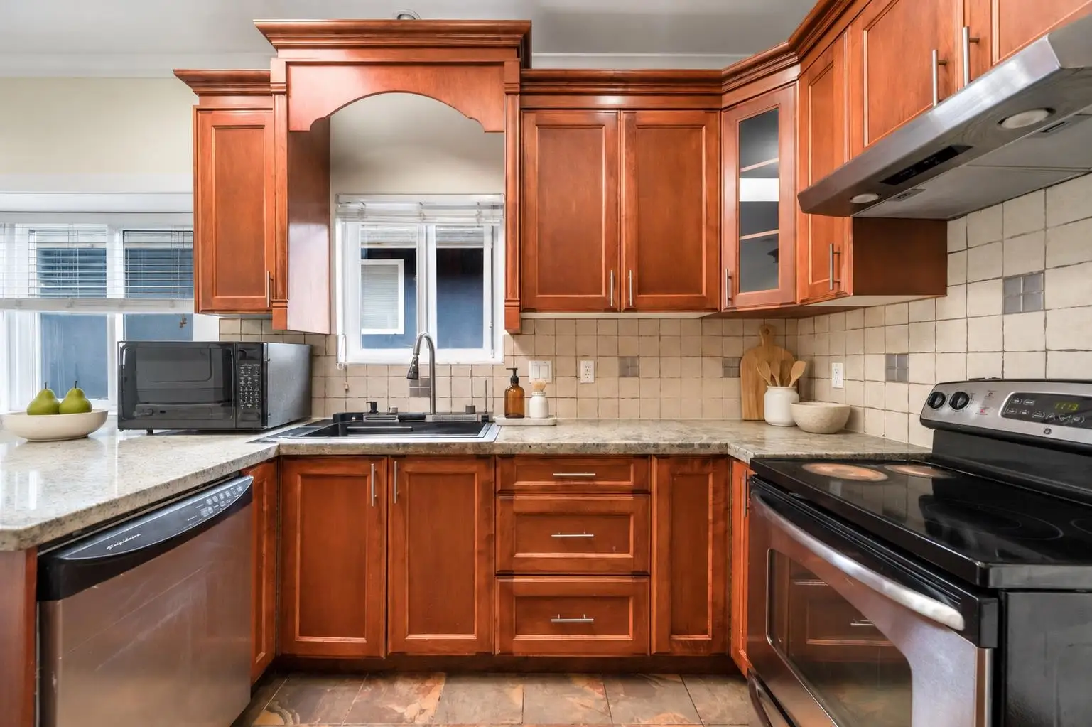 11215 WILLIAMS ROAD, Richmond BC V7A 1J2