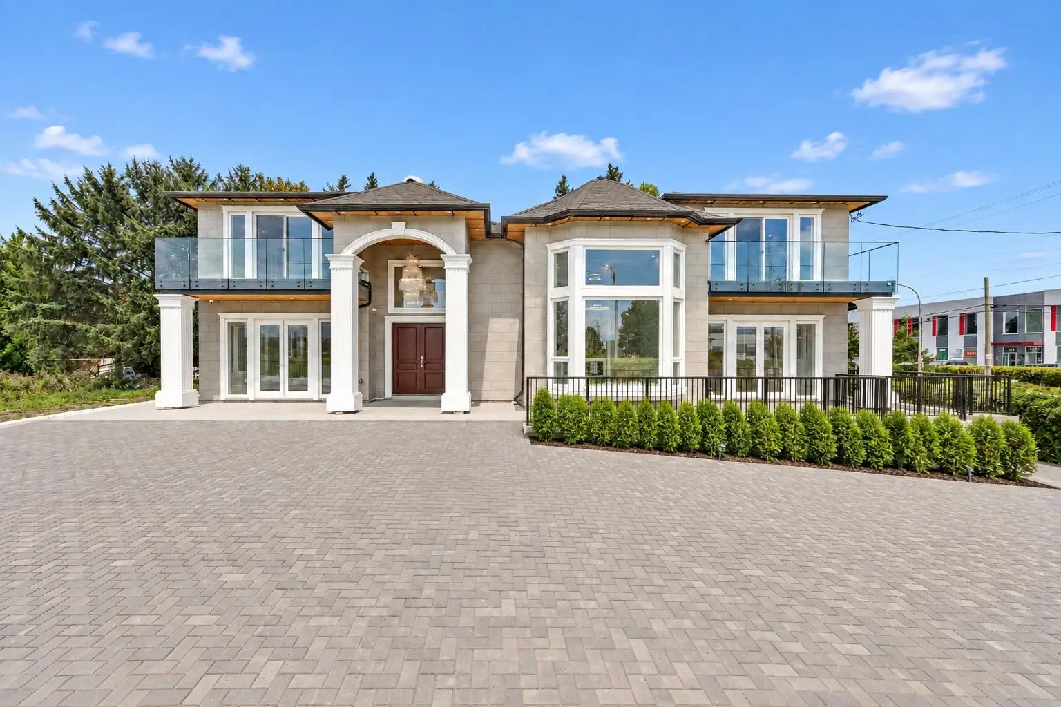3240 NO. 6 ROAD, Richmond BC V6V 1P5