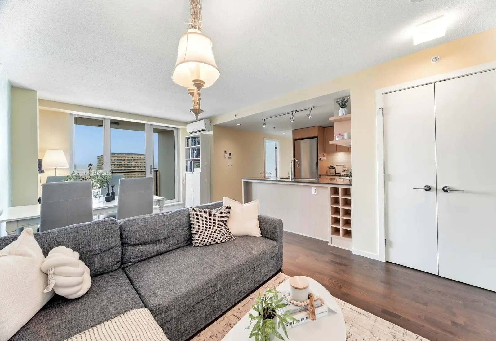 1209 7888 ACKROYD ROAD, Richmond BC V6X 0M9