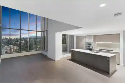 2406 1500 FERN STREET, North Vancouver BC V7J 0E6