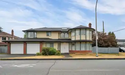 8511 ASH STREET, Richmond BC V6Y 2S5
