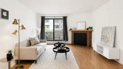 206 7295 MOFFATT ROAD, Richmond BC V6Y 3E5