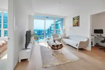 1403 125 E 14TH STREET, North Vancouver BC V7L 0E6