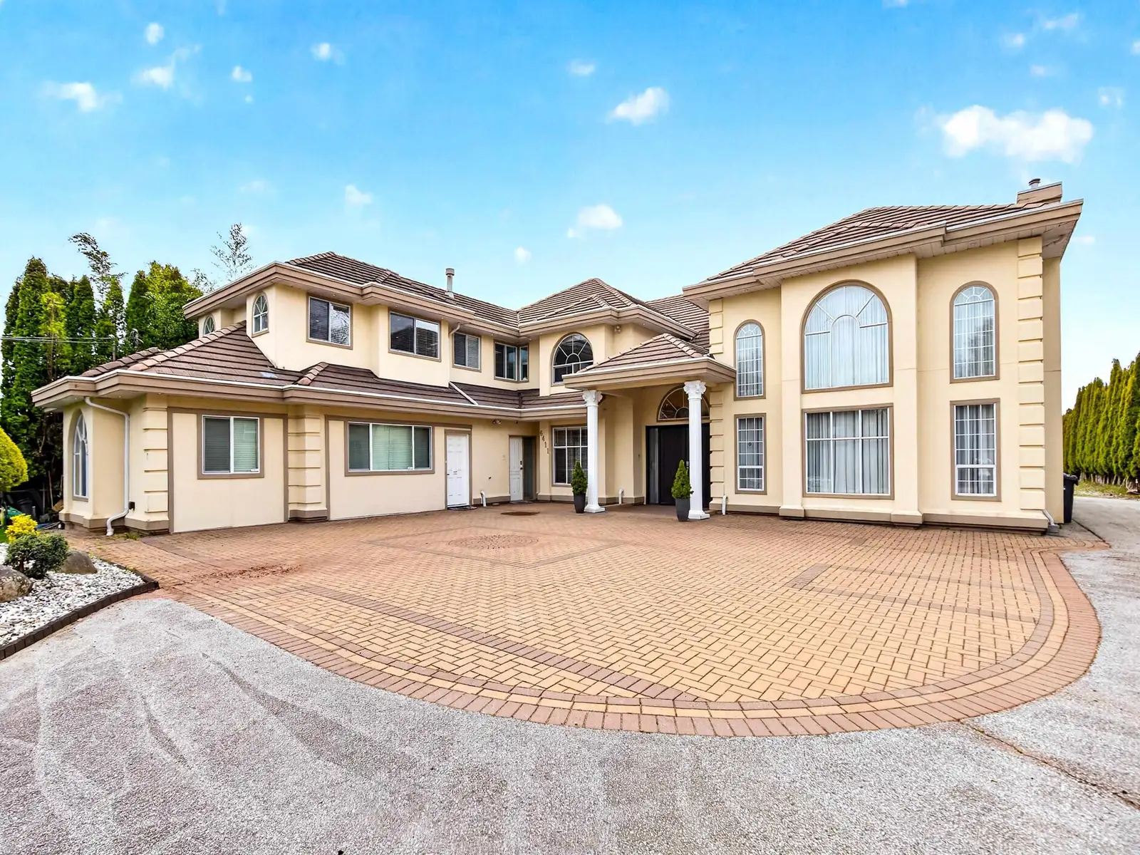 6411 NO. 7 ROAD, Richmond BC V6W 1E8